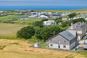 Seawynds Family Home with Far Reaching Sea Views
